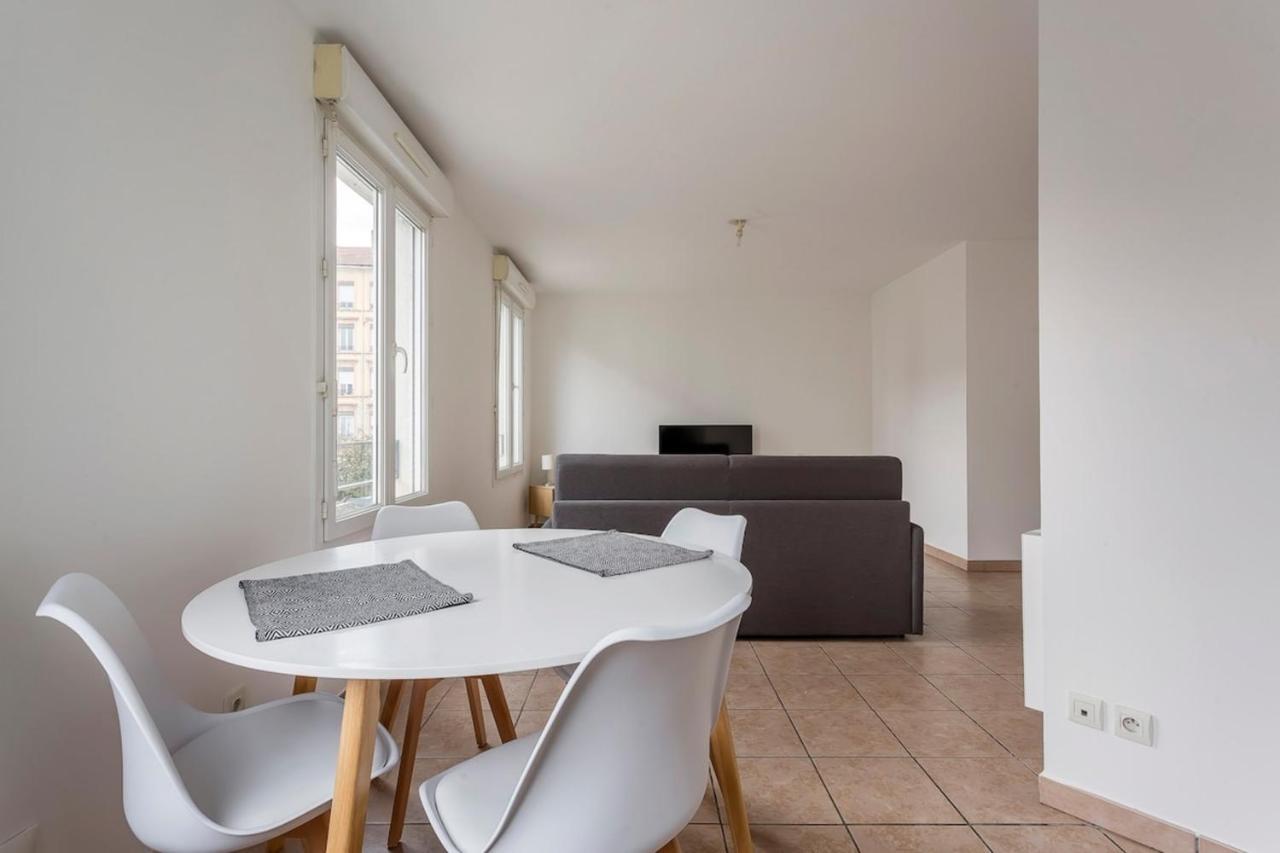 Hamac Suites - Studio Bertholey Oullins - 2People Exteriör bild